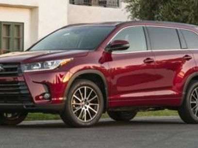Used 2019 Toyota Highlander XLE