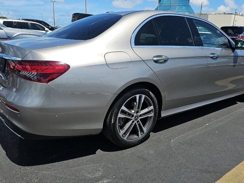 Used 2021 Mercedes-Benz E 350 Sedan w/ Premium Package image 4