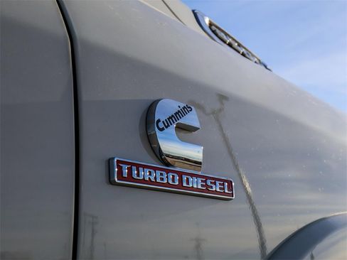 Used 2022 RAM 3500 Laramie image 16