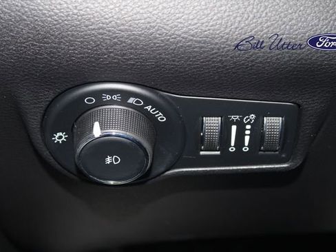Used 2023 Jeep Compass Latitude image 20