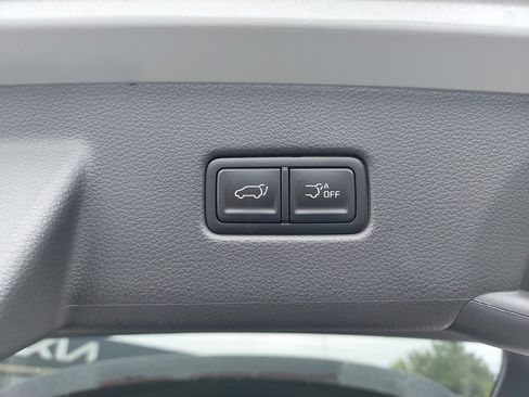 New 2026 Kia Carnival SX image 15