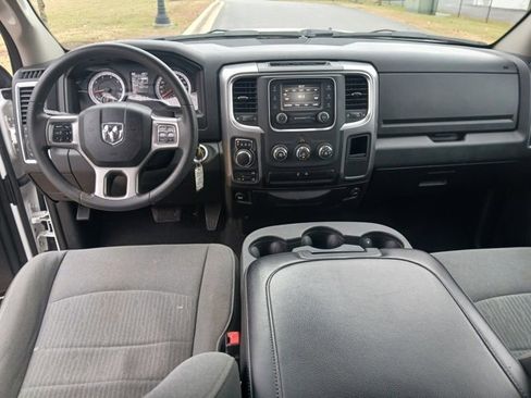 Used 2024 RAM 1500 Classic SLT image 3