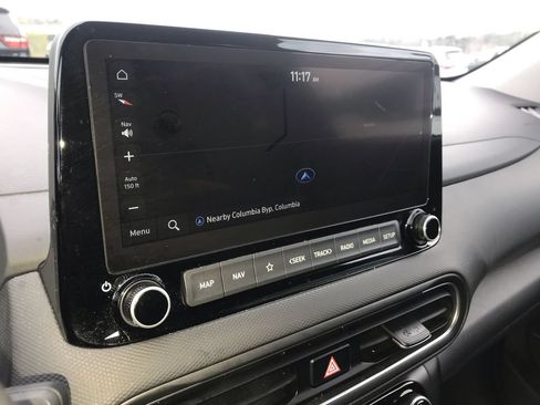 Used 2023 Hyundai Kona Limited AWD/4WD image 18