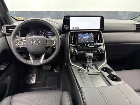 New 2026 Lexus LX 600 4WD w/ Luxury Package image 6