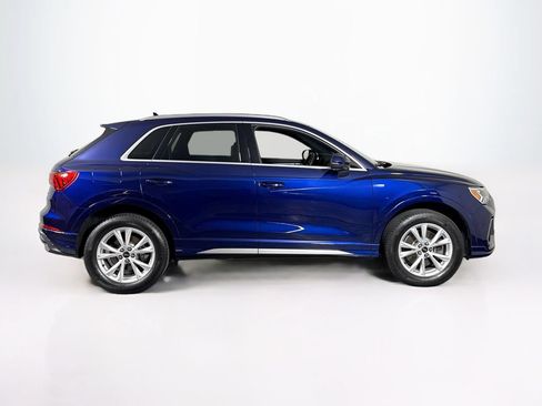 Certified 2025 Audi Q3 2.0T Premium w/ Convenience Package AWD/4WD image 6