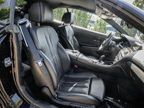 Used 2018 BMW 640i Convertible image 32