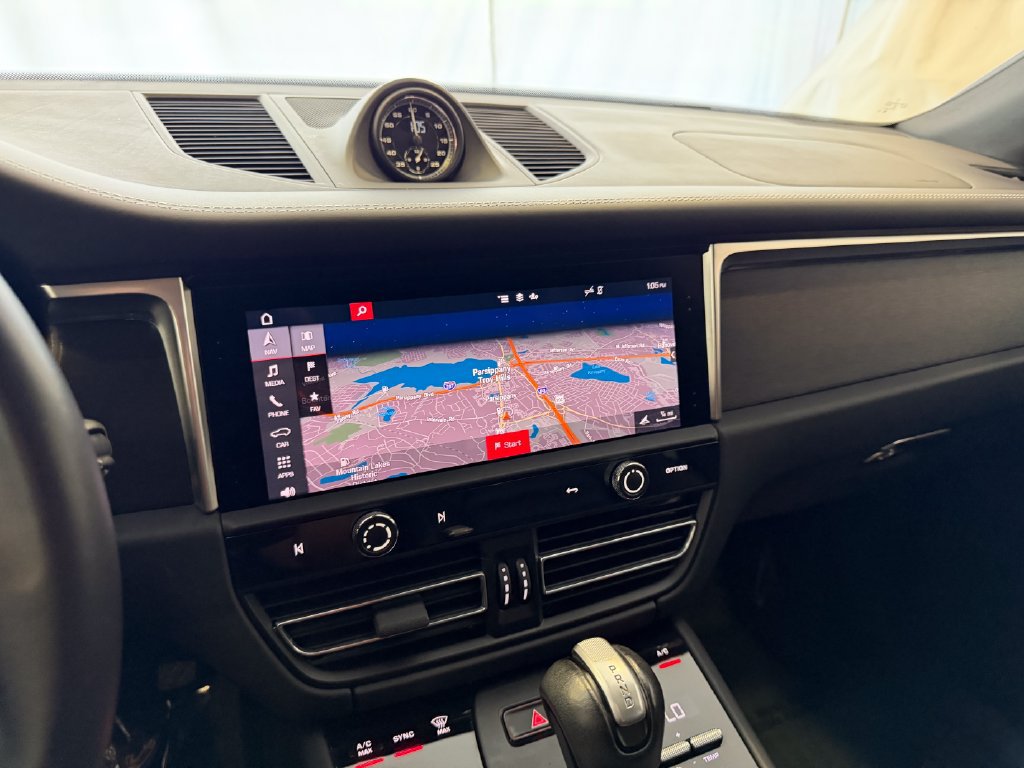 Certified 2023 Porsche Macan GTS AWD/4WD image 23