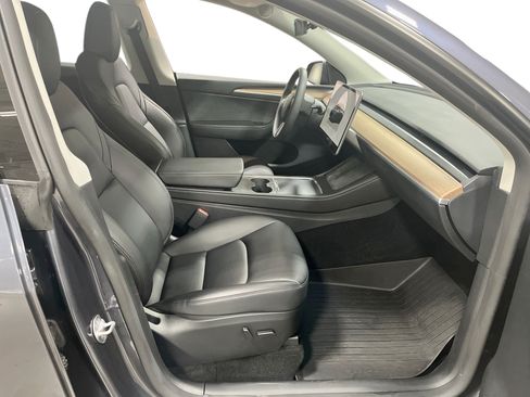 Certified 2023 Tesla Model Y Performance AWD/4WD image 13
