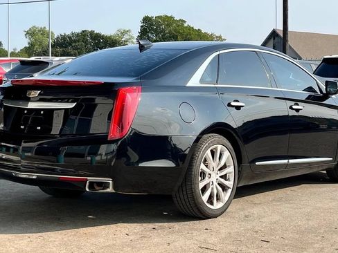 Used 2017 Cadillac XTS Luxury FWD image 3