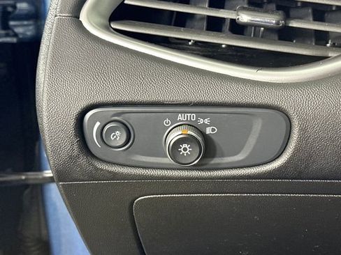 Used 2025 Chevrolet Malibu LT image 19