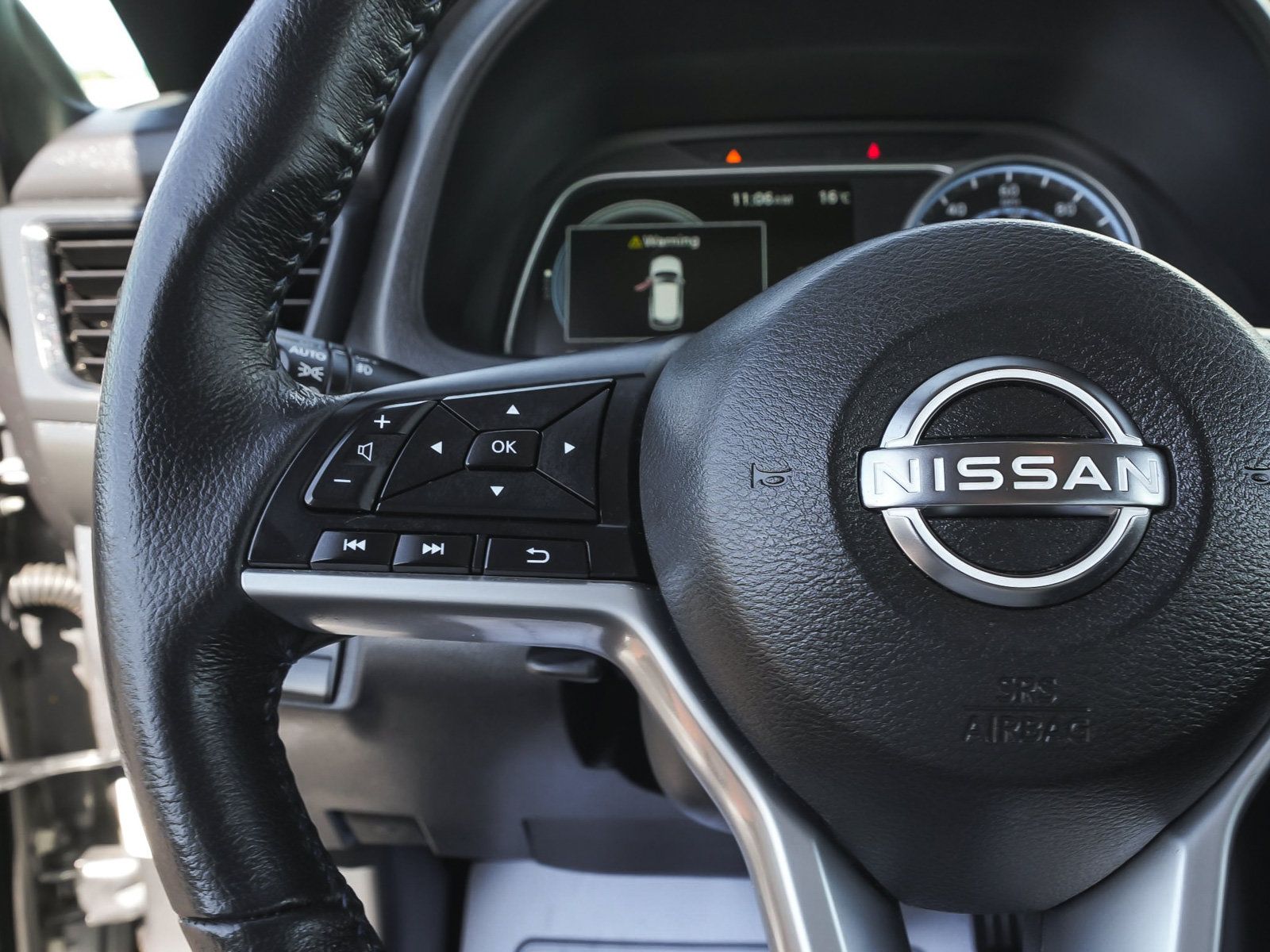 Used 2023 Nissan Leaf SV Plus FWD image 19