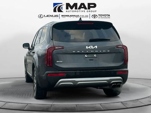 Used 2022 Kia Telluride S image 4