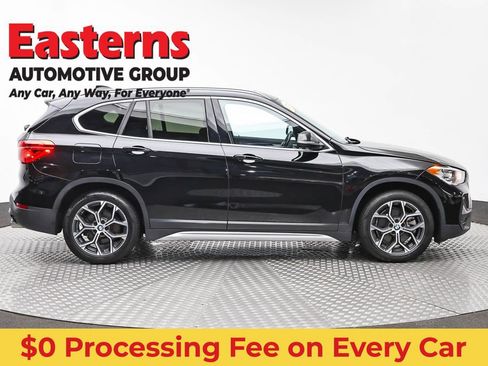 Used 2022 BMW X1 xDrive28i w/ Convenience Package AWD/4WD image 4
