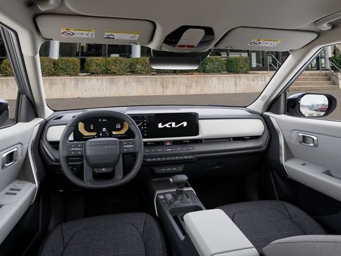 New 2027 Kia Seltos LX FWD image 15