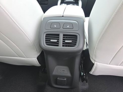 New 2026 Buick Envision Avenir image 23