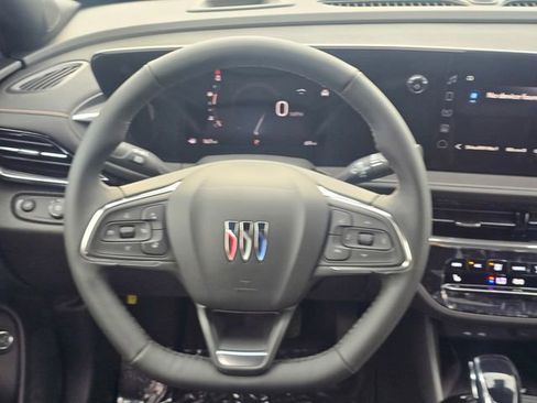New 2026 Buick Envista Avenir image 13