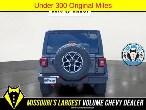 Used 2024 Jeep Wrangler Unlimited Rubicon w/ Convenience Group AWD/4WD image 21