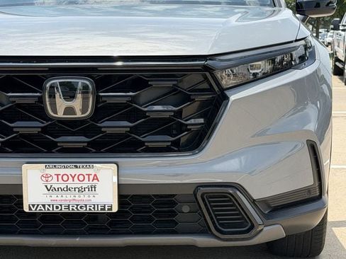 Used 2025 Honda CR-V Sport-L image 9