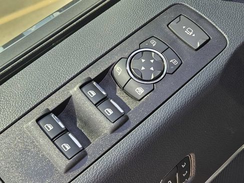 Used 2022 Ford F350 Platinum w/ FX4 Off-Road Package AWD/4WD image 26