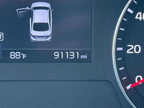Used 2020 Kia Forte LXS FWD image 16