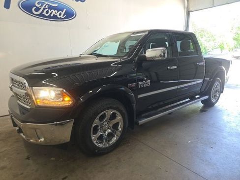 Used 2016 RAM 1500 Laramie w/ Convenience Group AWD/4WD image 34