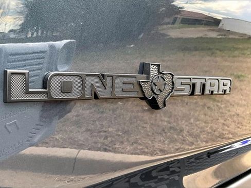 New 2026 RAM 1500 4x4 Crew Cab image 16