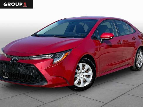 Used 2020 Toyota Corolla LE FWD image 1