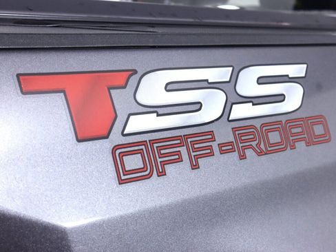 Used 2020 Toyota Tundra SR5 w/ SR5 Upgrade Package image 37