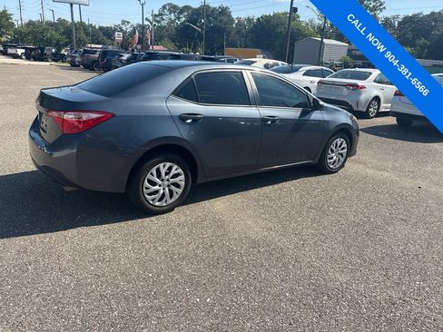 Used 2019 Toyota Corolla LE FWD image 2