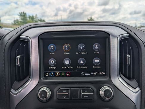 Used 2020 GMC Sierra 1500 SLE w/ SLE Value Package AWD/4WD image 14