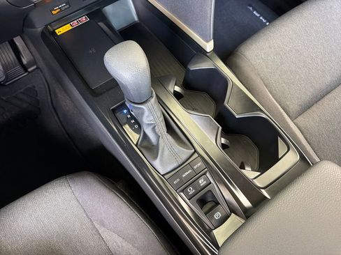 Used 2025 Toyota Camry LE w/ Convenience Package image 26