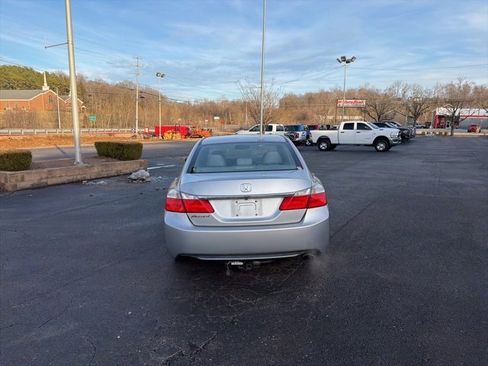 Used 2015 Honda Accord LX image 6