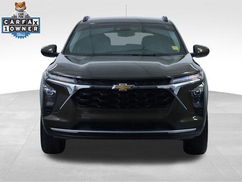 Used 2024 Chevrolet Trax LT w/ Driver Confidence Package image 7