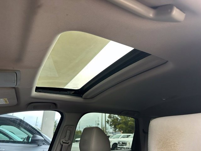Used 2019 Honda CR-V EX image 2