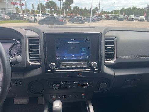 Certified 2023 Nissan Frontier SV w/ SV Convenience Package image 10