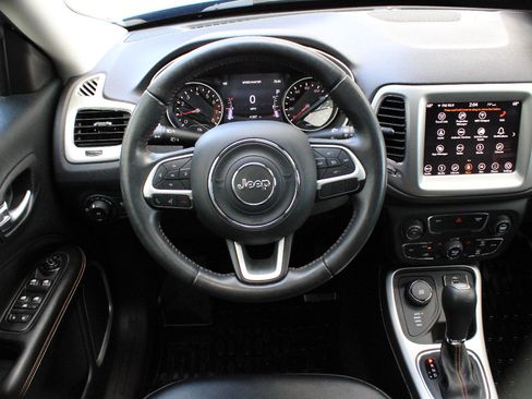 Used 2019 Jeep Compass Latitude w/ Popular Equipment Group AWD/4WD image 13
