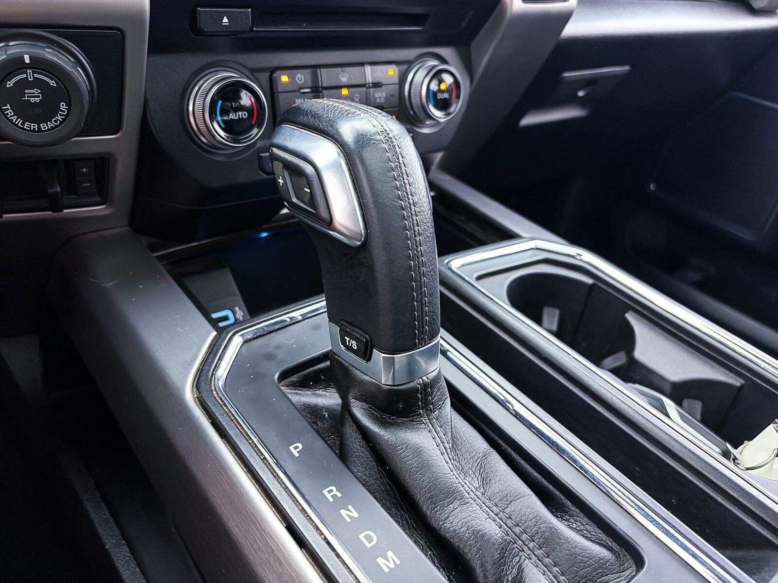 Used 2017 Ford F150 Platinum w/ Technology Package AWD/4WD image 28