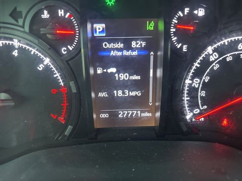 Used 2023 Toyota 4Runner SR5 Premium w/ Moonroof Package image 7