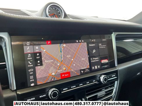 Used 2021 Porsche Macan S AWD/4WD image 32