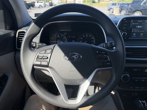 Used 2019 Hyundai Tucson Value AWD/4WD image 17