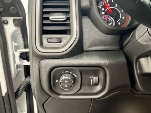 New 2026 RAM 2500 Tradesman AWD/4WD image 18