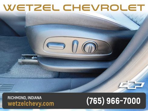 Used 2024 Chevrolet Equinox LS w/ LS Convenience Package FWD image 13