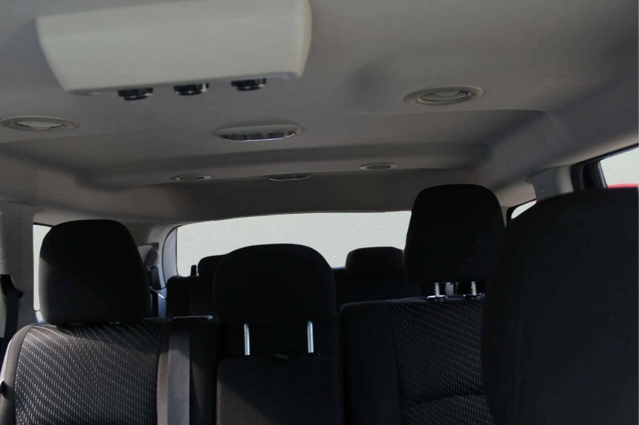 Used 2016 Dodge Journey SE w/ Flexible Seating Group FWD image 9