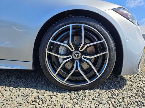 Used 2024 Mercedes-Benz C 300 Sedan image 9