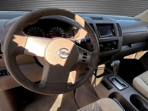 Used 2008 Nissan Frontier SE w/ SE Value Truck Pkg image 8