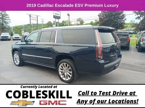 Used 2019 Cadillac Escalade ESV Premium Luxury AWD/4WD image 7