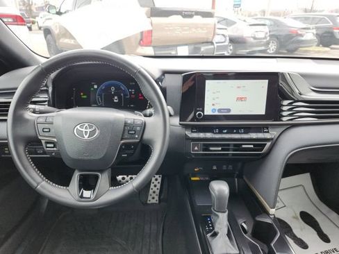 Certified 2025 Toyota Camry SE image 10