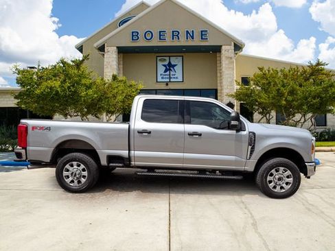 Used 2024 Ford F250 XLT w/ FX4 Off-Road Package image 7