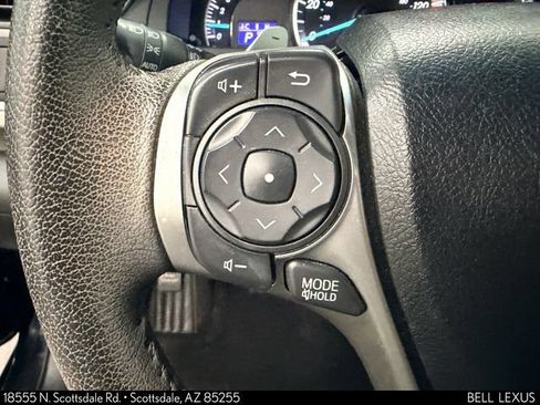Used 2012 Toyota Camry SE w/ Leather Pkg FWD image 19