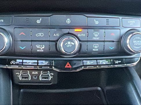 Used 2022 Dodge Durango GT image 27